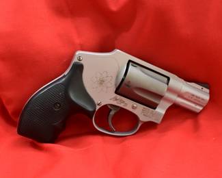 Smith & Wesson hammerless 38 special
