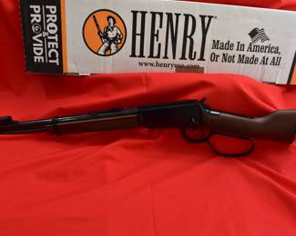 Henry Mares leg 22 cal. box