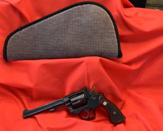 Smith & Wesson revolver