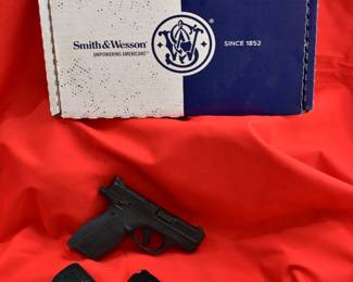 Smith & Wesson body guard 380 box, holster and mag.