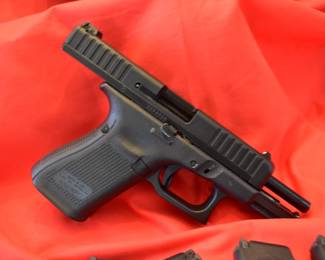 Glock 22 box holster 7 mag 40 cal.