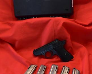 Walther ppks 5 mags. 22 cal. box