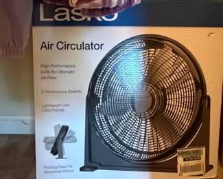 Lasko air circulator floor fan in original box