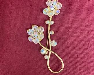 Floral Brooch w/Clear Stones