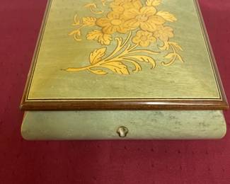 Musical Jewelry Box