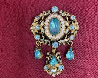 Brooch w/Aqua Color Stones