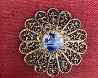 Brooch w/Blue & White Stone
