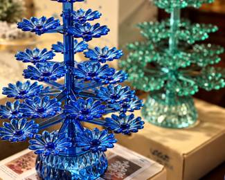 vintage mid-century acrylic plastic flower iconic tabletop Christmas trees