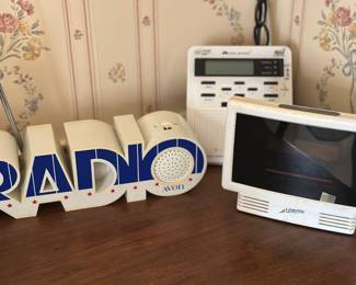 Vintage electronics, radio's