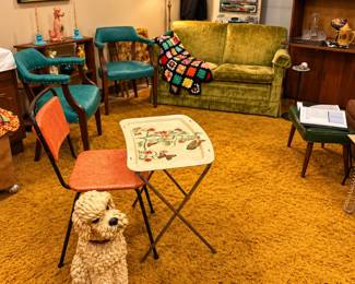 Mid Century Modern/Retro furniture/decor