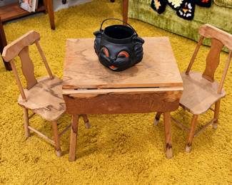 Child's wood drop leaf table w/chairs, vintage plastic Halloween bucket