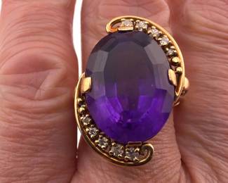 18kt amethyst and diamond ring