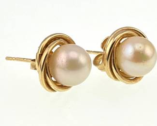 14kt 6mm pearl earrings