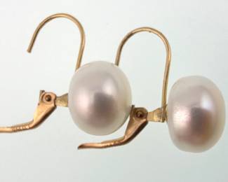 14kt baroque pearl earrings