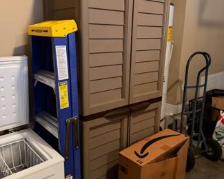 Outdoor storage closet 
