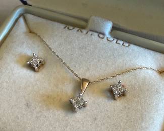 Gold Necklace with matching diamonds and earrings 