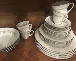 Noritake porcelain - full set
