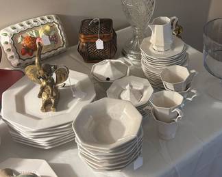 Set of plain white dinnerware 