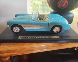 Die-Cast 1957 Corvette