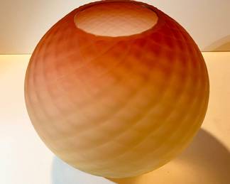 64 Steven Newell Hand-Blown Frosted Satin w/ Diamond Pattern Rose Bowl (Golden - Deep Amber)