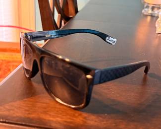 Loce sunglasses