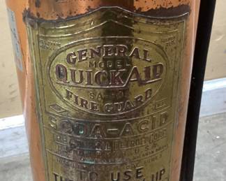 VINTAGE GENERAL QUICK AID FIRE GUARD COPPER & BRASS FIRE EXTINGUISHER, MADE BY GENERAL DETROIT CORPORATION