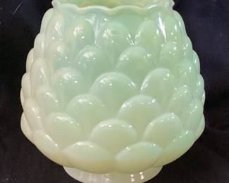 VTG. FENTON URANIUM JACQUELINE VASE w PINECONE PATTERN, 4in