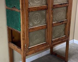 ANTIQUE WOODEN TIN PUNCH PANEL PIE SAFE w CIRCULAR MEDALLION PATTERN, MISSING BOTTOM LEFT PANEL NO SHIPPING PICKUP ONLY