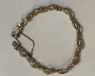 14kt gold w/diamonds (image 1)
