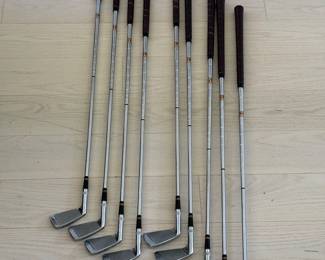 Wilson Staff Fluid Feel, 2-PW