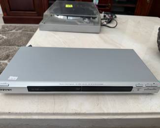 Sony CD/DVD Player