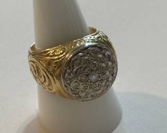 14k gold w/diamond man's ring