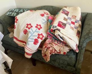 Many quilts