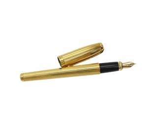 Vintage S.T. Dupont Gold Tone Ribbed Fountain Pen with Decorated Nib