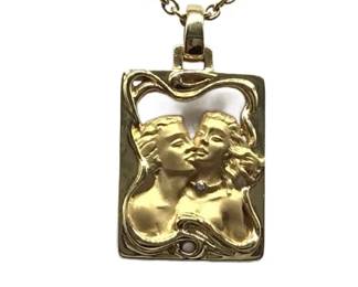 Carrera y Carrera 18K Yellow Gold Double Figure Relief Diamond Pendant Necklace