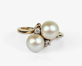 14K Yellow Gold Pearl & Diamond Ring