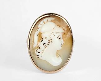 18K Yellow Gold Cameo Ladies Ring