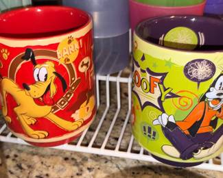 Disney Store Goofy & Pluto Mugs!