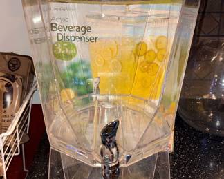 Creative Ware Beverage Dispenser!