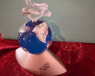 #183 - $70 - Swarovski Eagle sittinng on a globe - crystal planet vision 2000