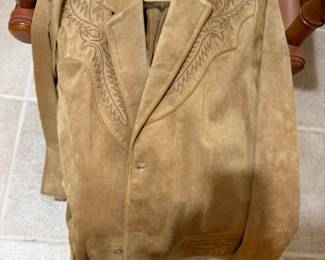 #40 - $90 - Scully 48L brown suede jacket with embroidered lapel men's