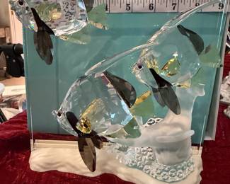 #182 - $120 - Swarovski 2007 Wonder of the sea Community