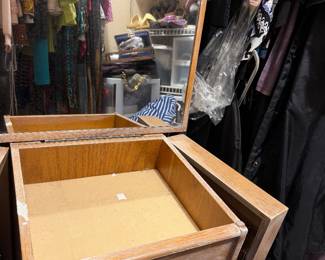 #83A - $80 - Tall tan jewelry case 7 drawers side necklace holders