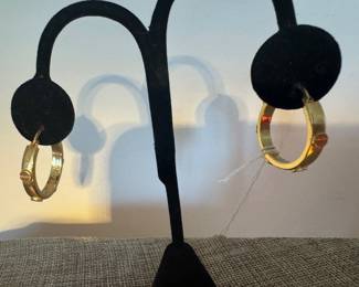#104 - $220 -Pair of 14kt gold hoops 3.79gr Cartier Love Style