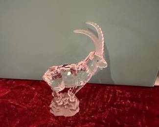 #148 - $40 - Swarovski crystal Ibex 275439