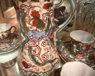 #71A $120 - Japanese porcelain Kutani or Satsuma hand painted with rooster design,