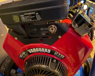 #100A - $250 - Vanguard 14HP power rack 8000 watt generator with cover