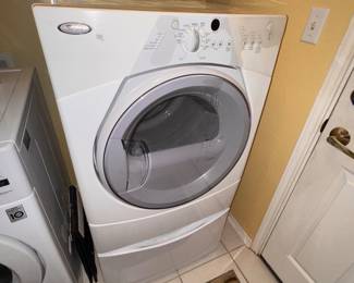 Electric dryer with storage