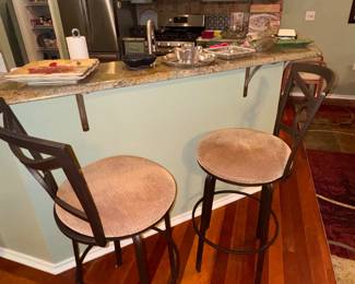 2 barstools