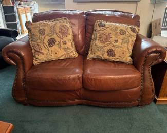 Benchmade Love Seat